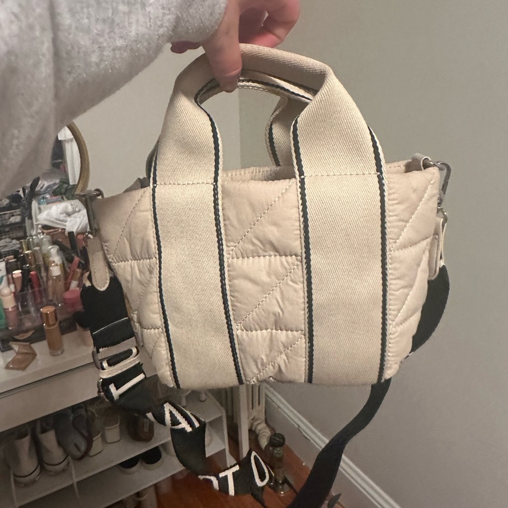 Zara white puff purse